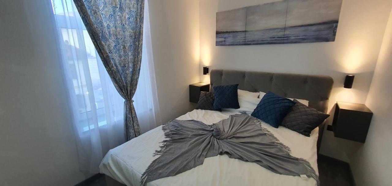 Apartment First Studio24